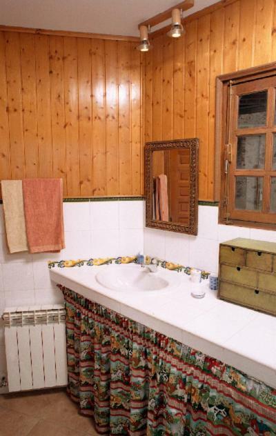 Casa Rural La Arana Piedralaves Exterior foto