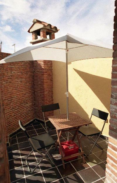 Casa Rural La Arana Piedralaves Exterior foto